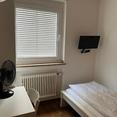 Capsule hotel S16
